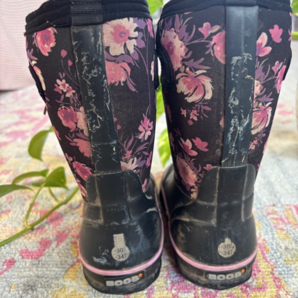 Floral Bogs! US12. - Picture 4 of 7